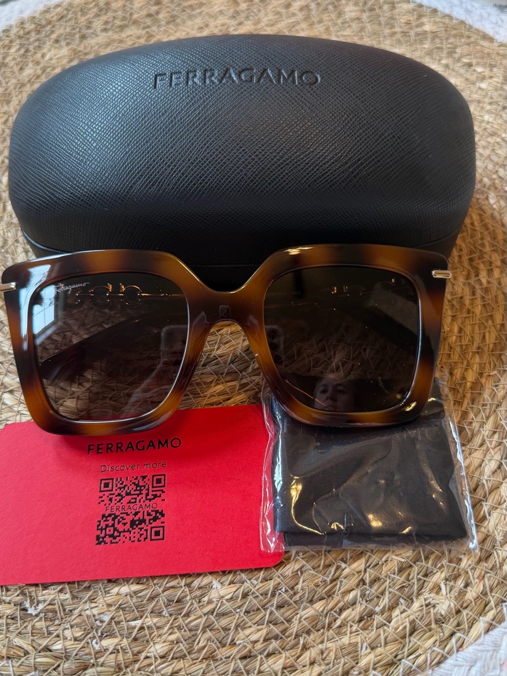 NWOT Salvatore Ferragamo Women’s Tortoiseshell Brown Square Sunglasses